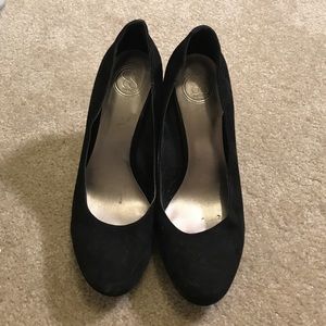 Jessica Simpson tall black suede pumps